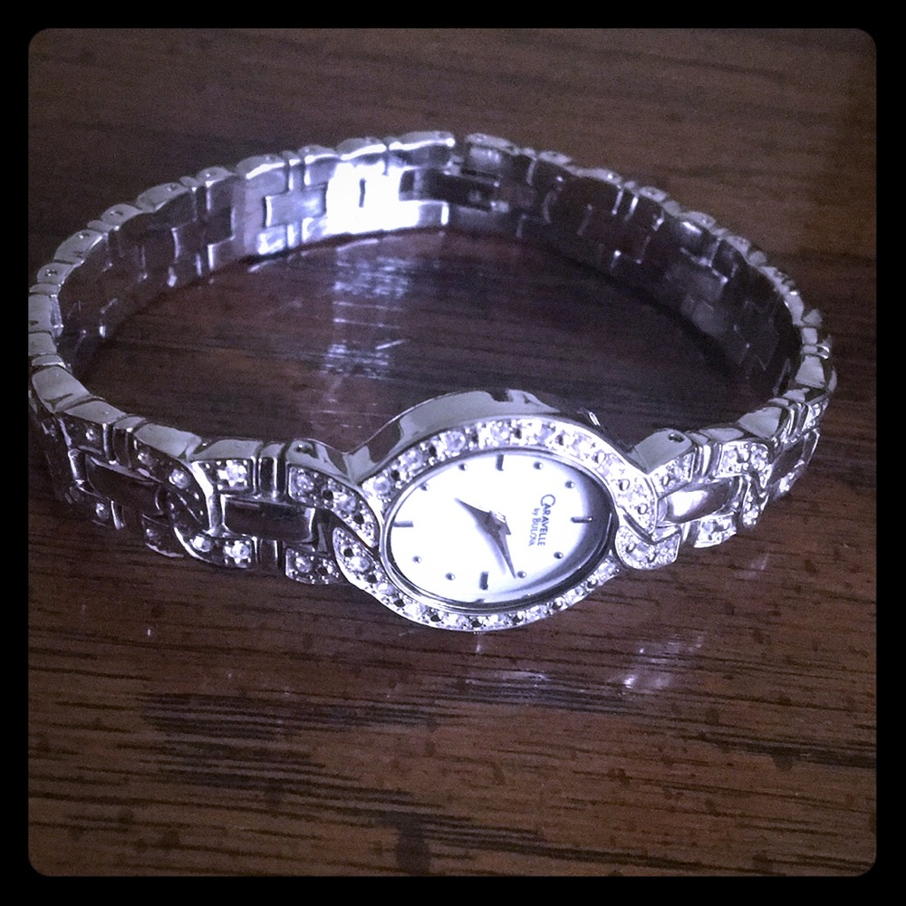 Never worn before watch. Excellent condition.